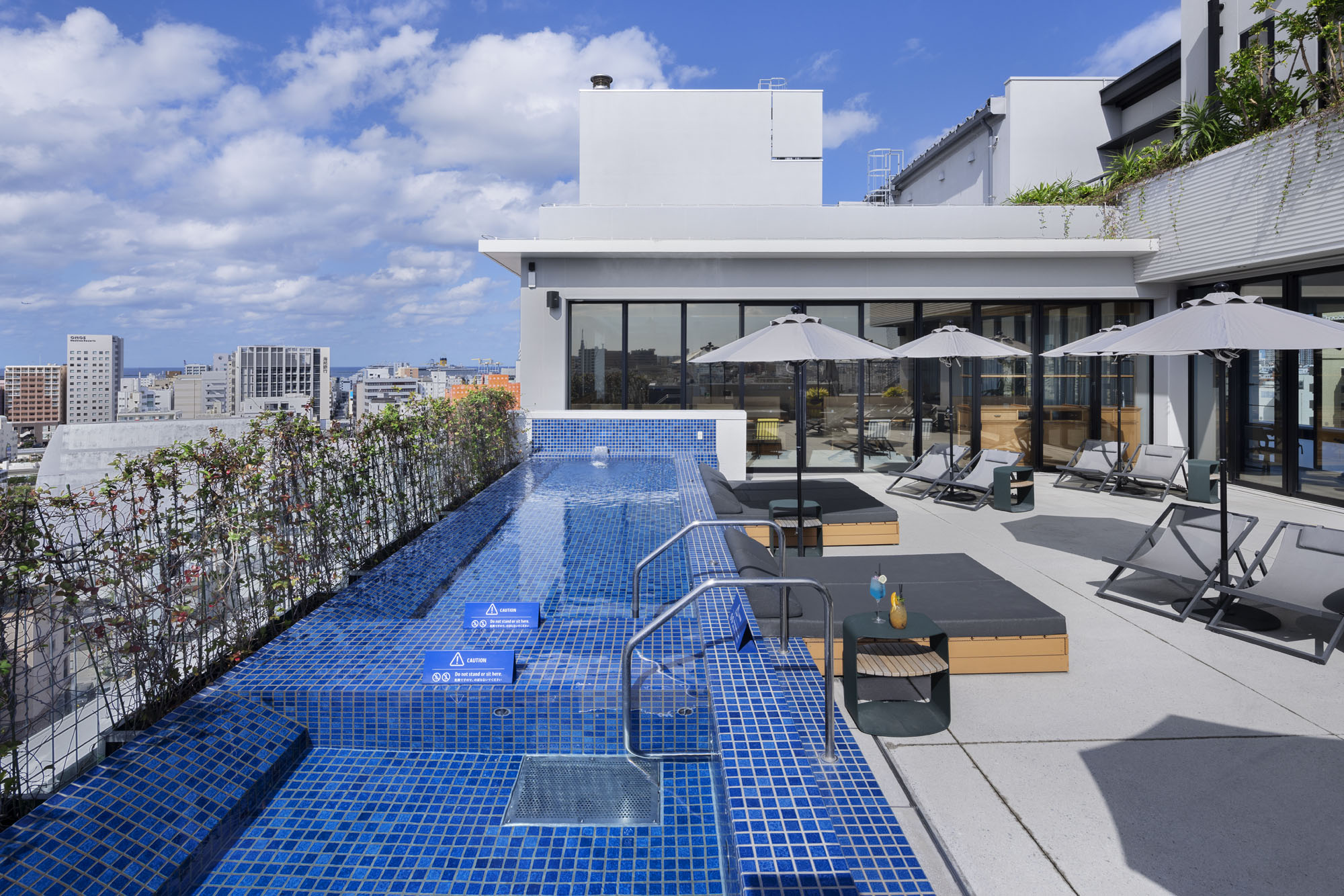 JACUZZI