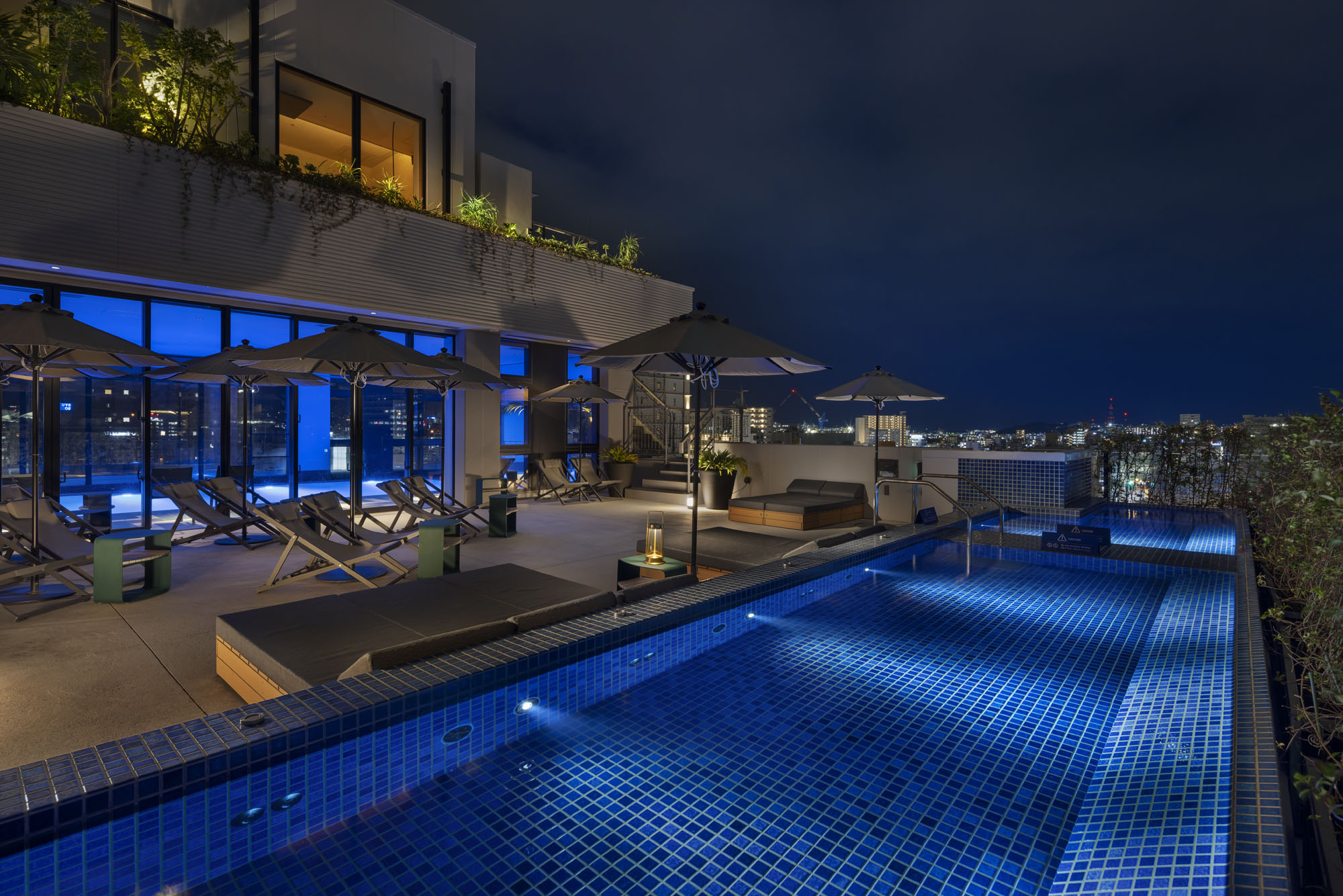 JACUZZI